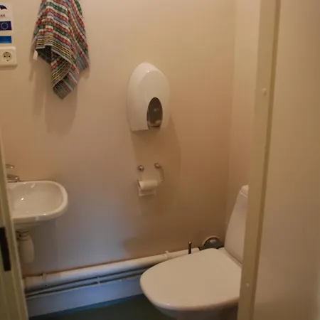 Allik Hostal *