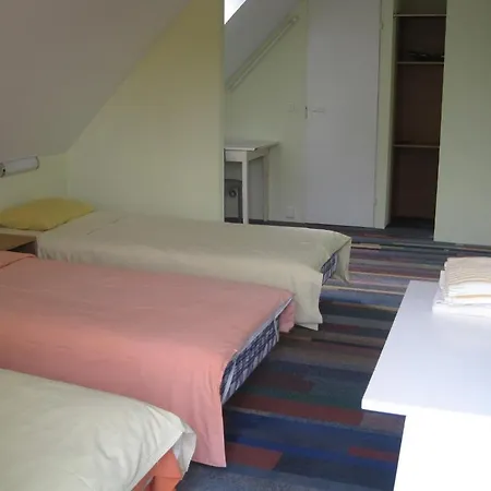 Allik Hostal *